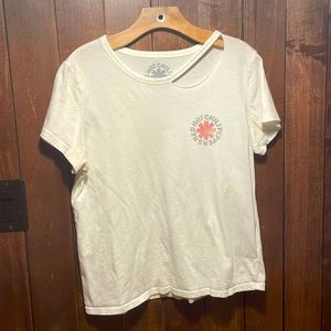 RED HOT CHILI PEPPERS T-SHIRT